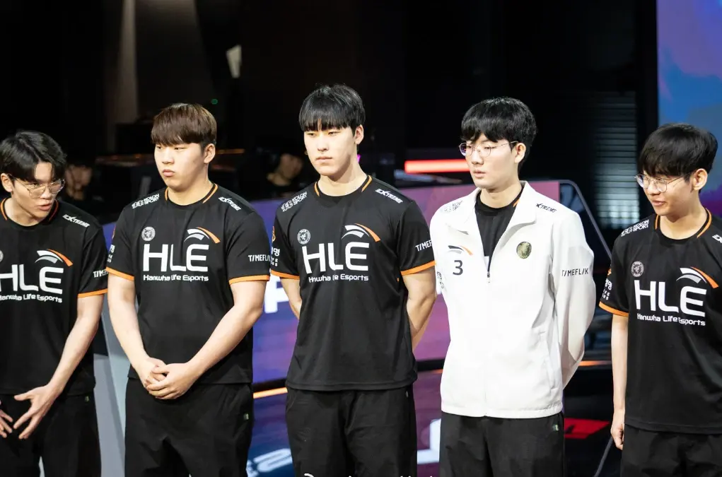 KT横扫EDG，Viper成为全场焦点成都决赛之夜3:1（深圳）