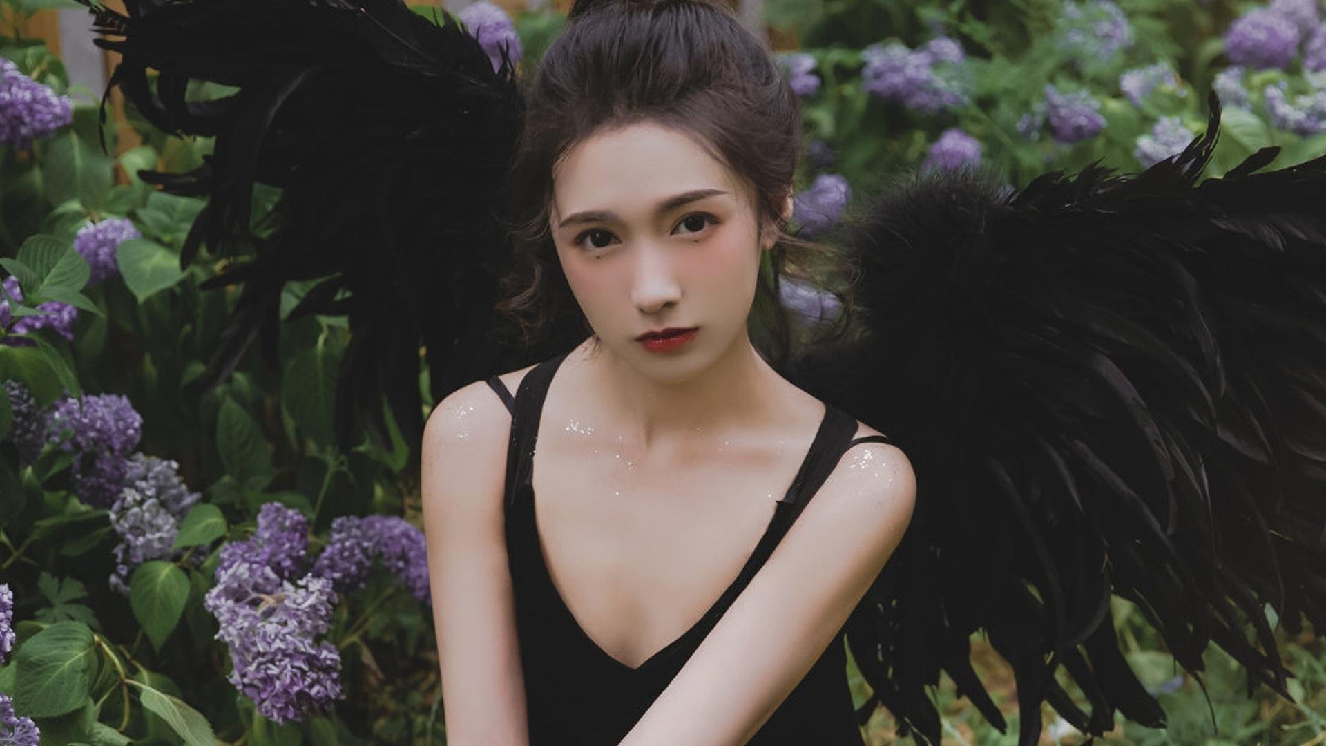 绿鹰折翼,雄鹰翱翔,基耶萨一锤定音,尼日利亚碾压突尼斯