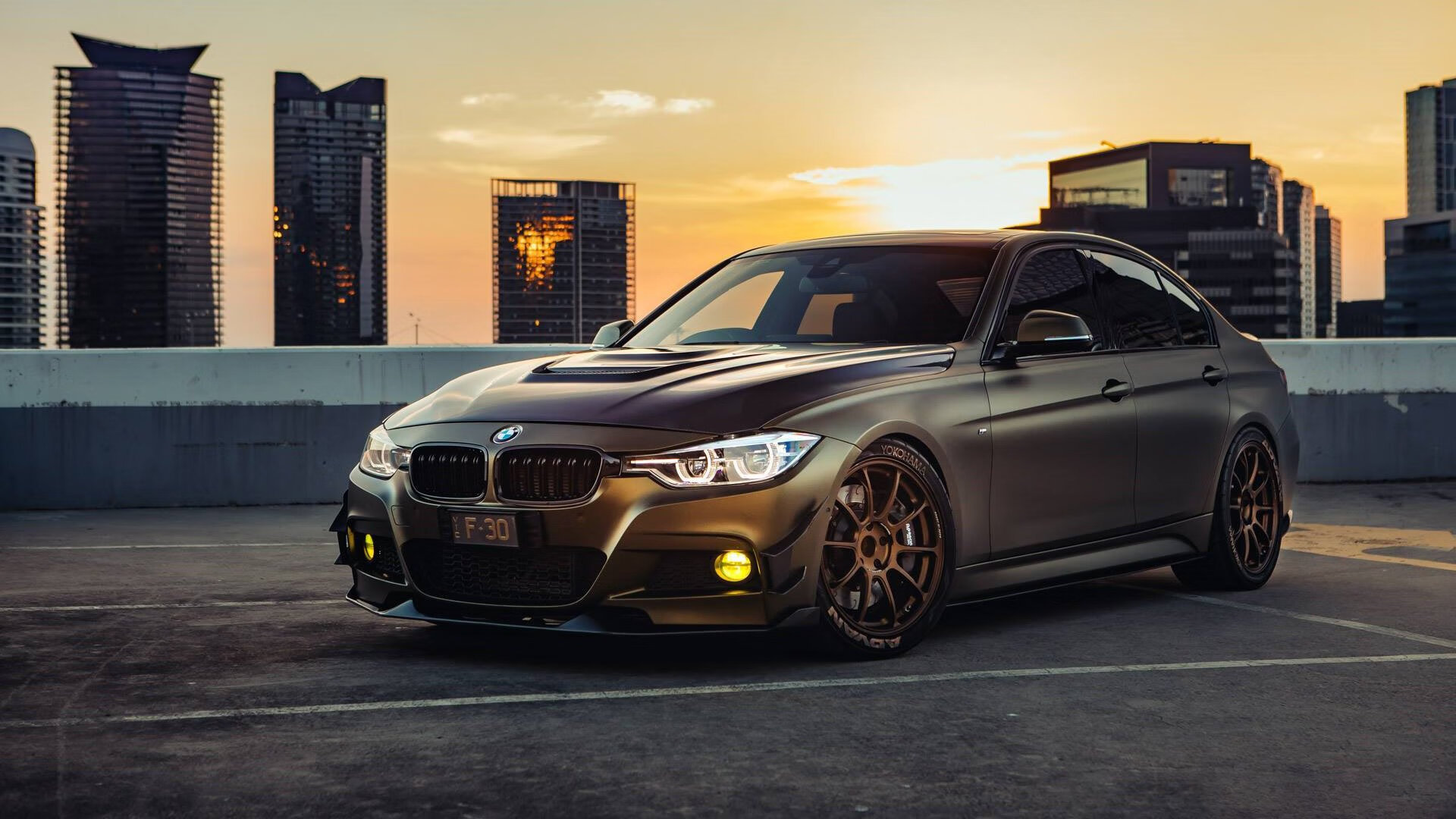 星空下的巨人,年度焦点之战,见证莱万舞台越大越强的永恒法则