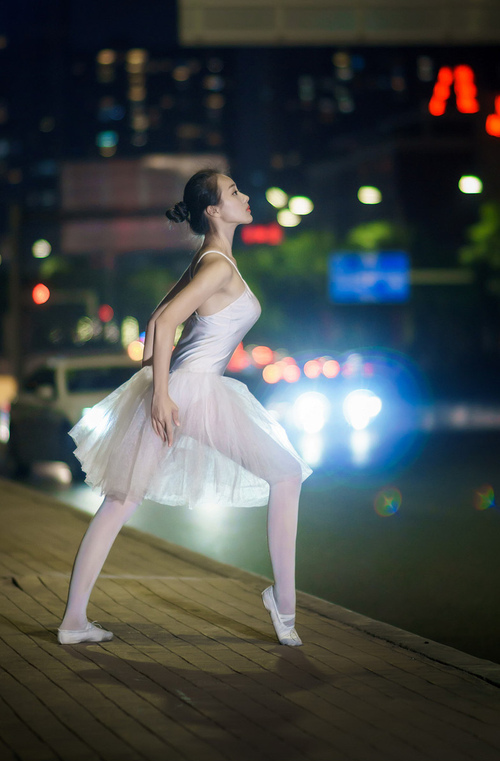 撕裂之城惊艳四方!开拓者攻防制霸重塑季后赛秩序,湖人王朝光环下的残酷现实