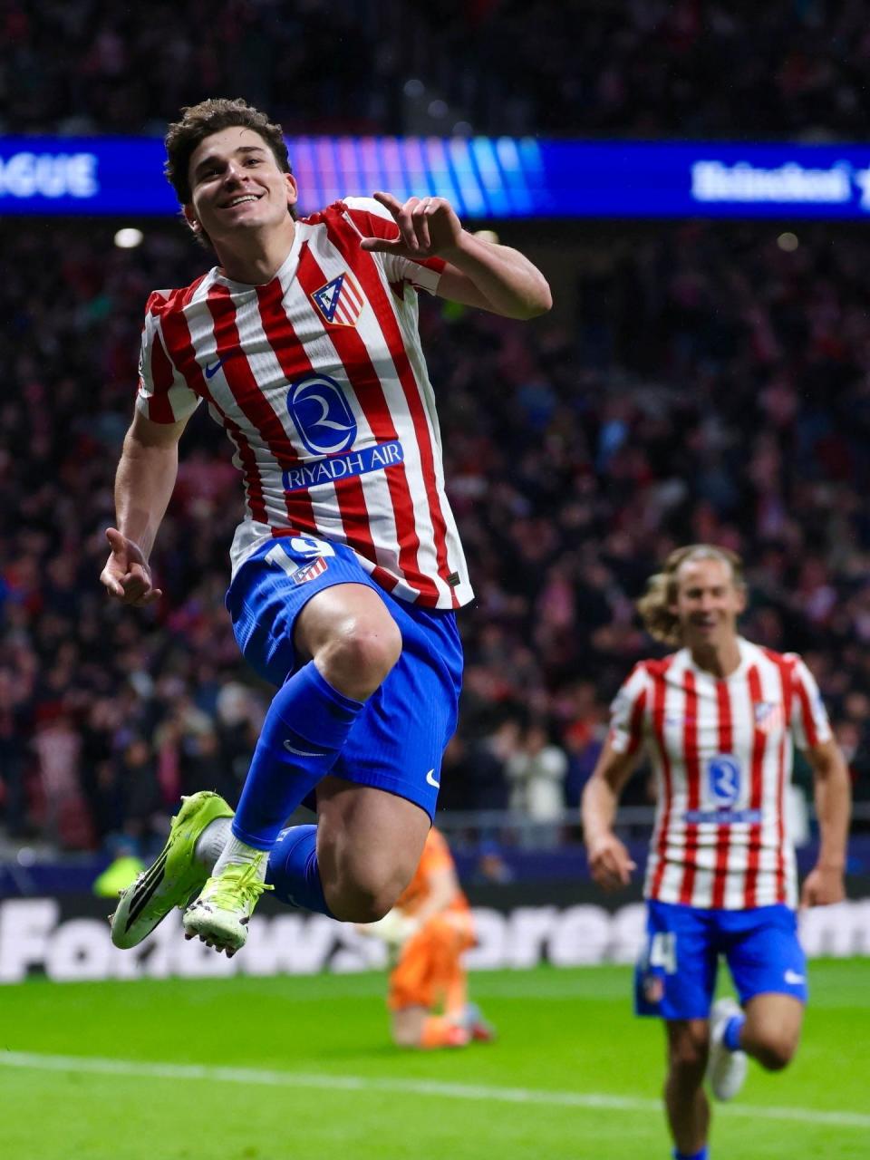 沙特对阵AC米兰，阿尔瓦雷斯全场最佳无争议