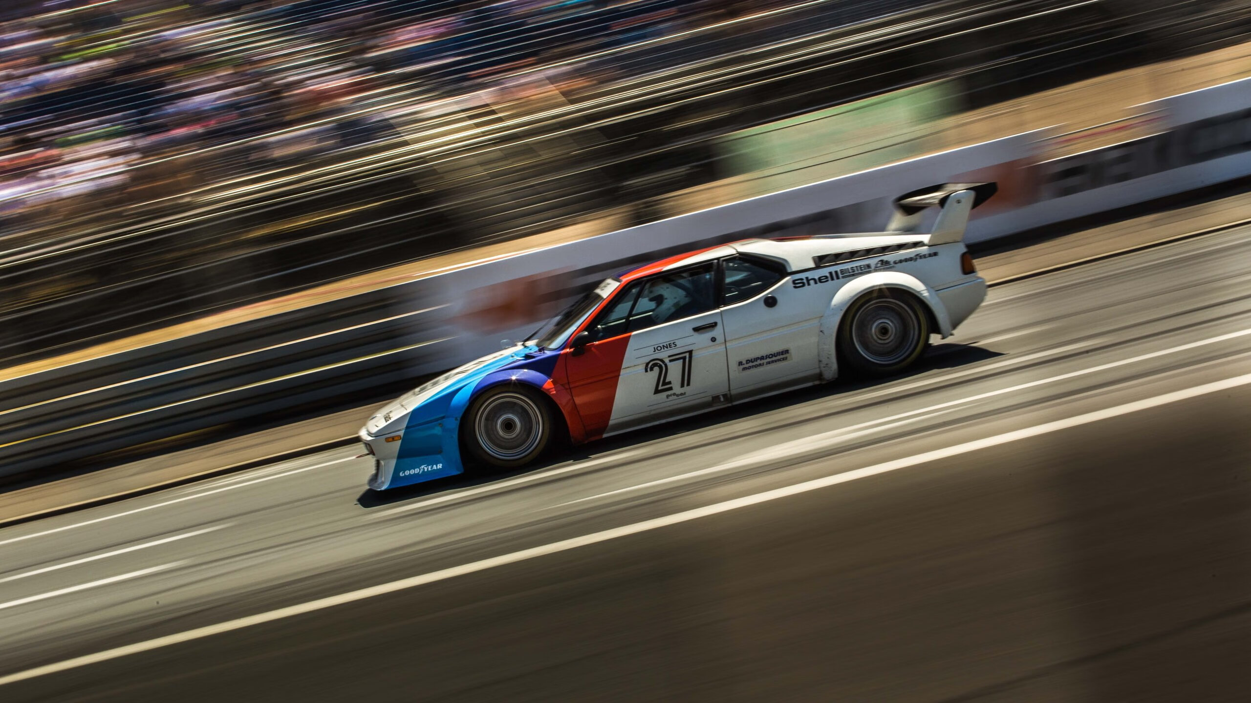 美加墨世界杯焦点战，尼克斯队惊天逆转新疆队，足球世界为之沸腾